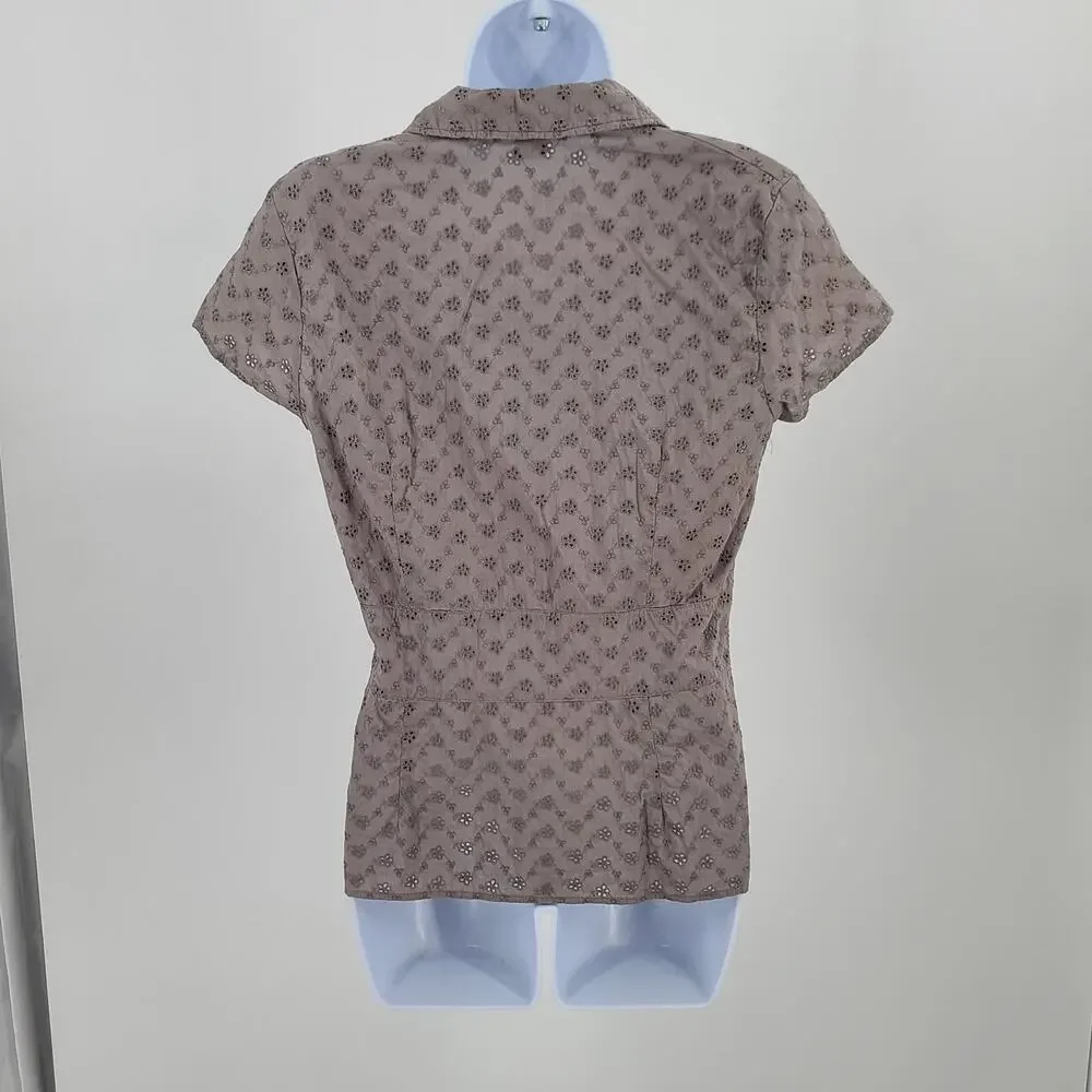 Ann Taylor women's eyelet floral blouse Beige Size 10 Office career 100% cotton - Picture 2 of 6